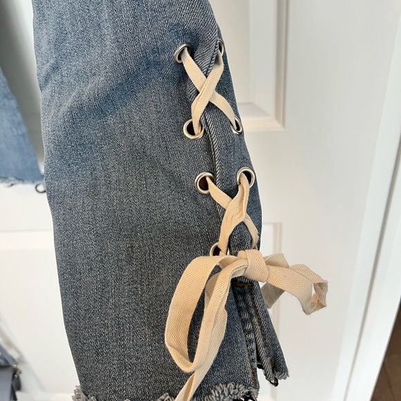 GUESS Jeans - Picture 7 of 7